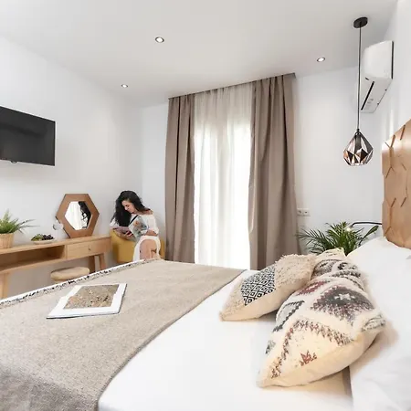 Galazia Boutique Apartmanhotel 3*