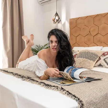 Ξενοδοχείο με διαμερίσματα Galazia Boutique *